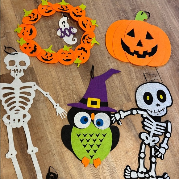 Halloween Hanging Felt Decor - Picture 3 of 3